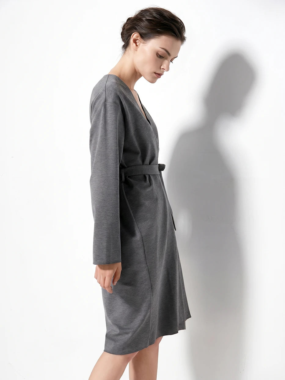 Pure white background full-body side shot of model wearing size L MAYA dark gray stretch bathrobe, showing loose dropped shoulder mid-long silhouette, smooth soft solid heather gray texture, highlighting stretch silk cotton comfortable unrestricted fit