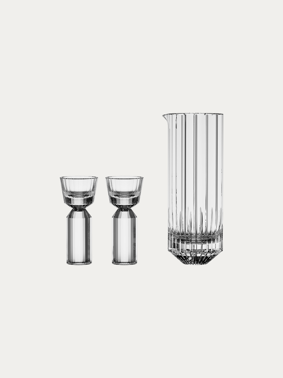 RESONG HOME HUAZUN Baijiu Set (Crystal Clear), complete vertical hand-cut crystal liquor pitcher decanter plus 2 faceted dual-body shot glasses, official product photo on plain off-white background