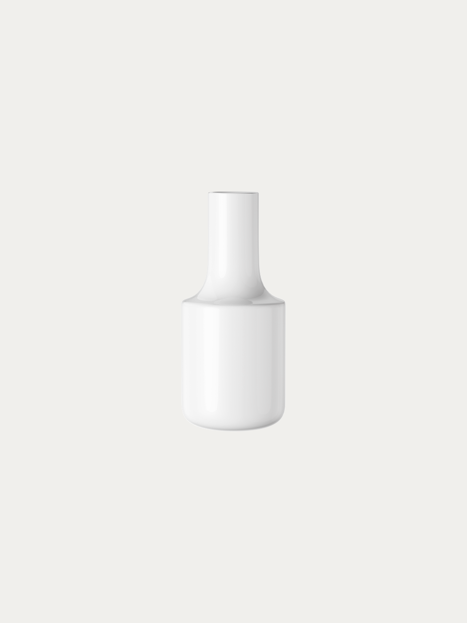 Official product shot of white minimalist vase A on pure off-white background, short rounded barrel body matched with slim straight narrow neck, smooth integrated hand-blown curved surface, full high-gloss white coating, simple light luxury flower vase